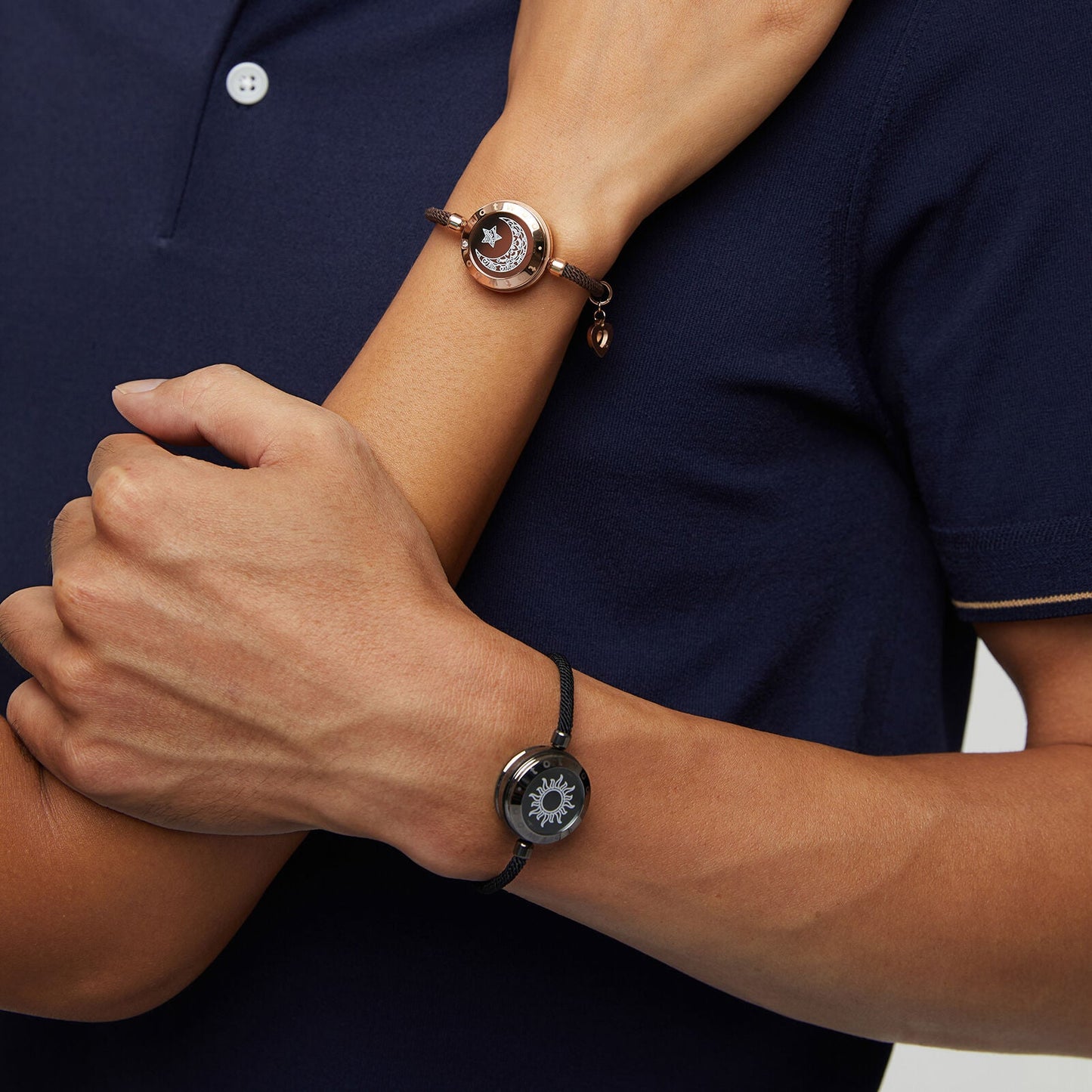 QUICKTRENDS™ – LONG DISTANCE TOUCH BRACELETS FOR COUPLES